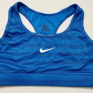 NEVER WORN Women's Swoosh Sports Bra